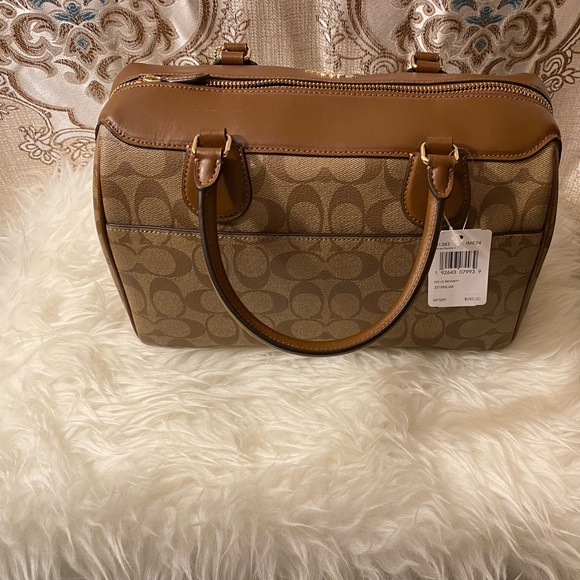 BNWT Coach khaki handbag - Picture 2 of 4